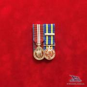  EE-4020 - Mounted Miniature L/S medal with 30 yr bar and Queens Diamond Jubilee 